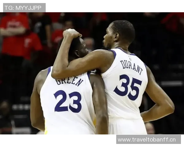 杜兰特回忆与诺维茨基的竞争历程与成长感悟