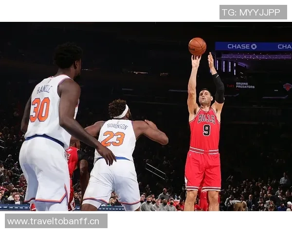 杰明表现出色关键时刻三分助力球队逆转胜利砍下12分6篮板5助攻